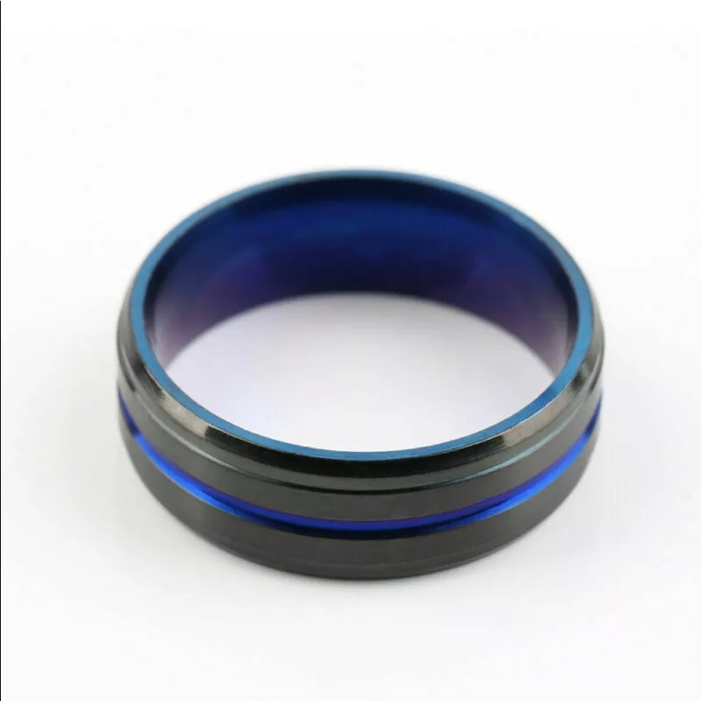 Titanium Mens band. Stainless steel. FREE SHIPPING & FREE POLISHING CLOTH - Picture 3 of 3